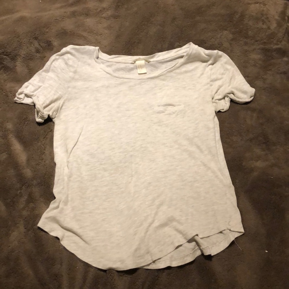H&M tee